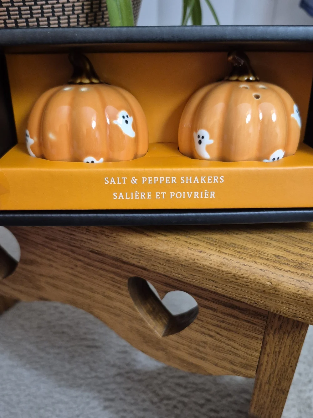 Halloween Pumpkin Ghost Salt & Pepper Shaker Set - Orange